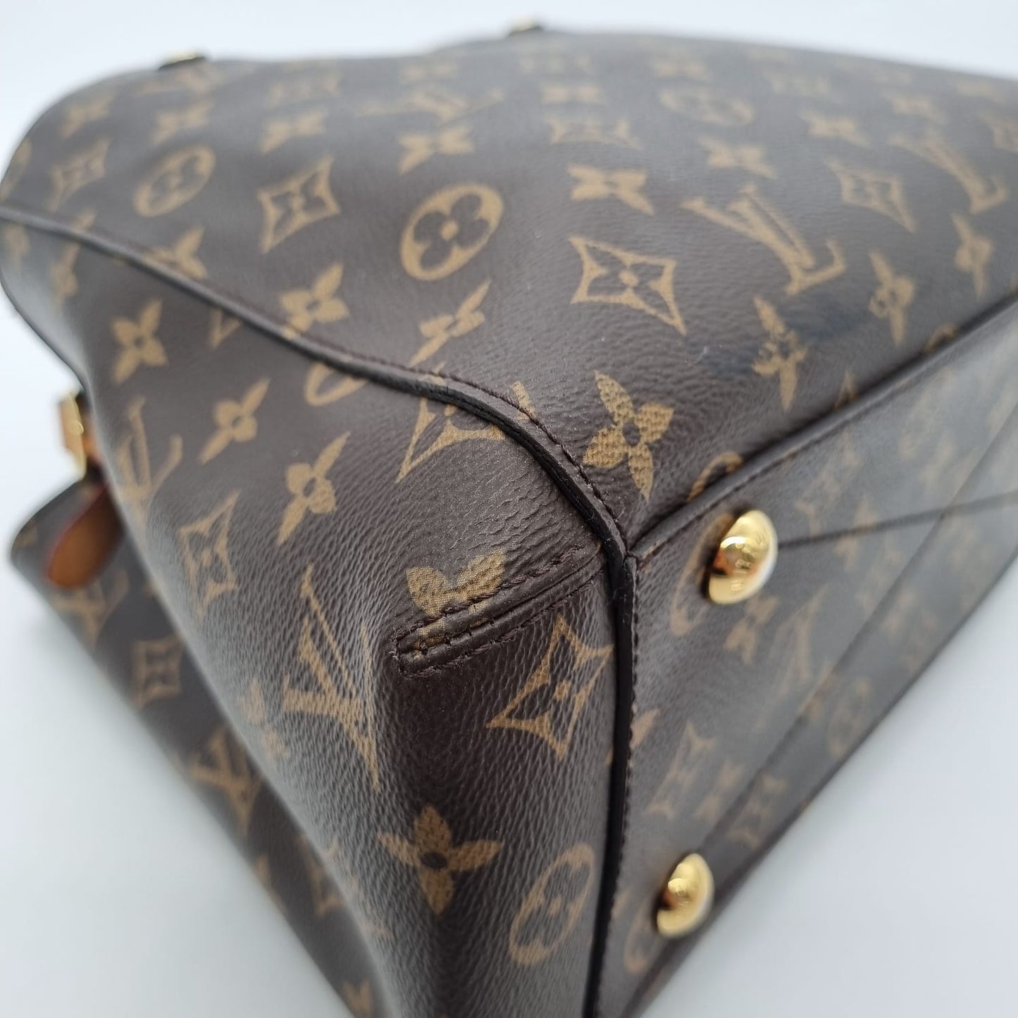 Louis Vuitton Montaigne MM Monogram 2016 Size 29x11x22