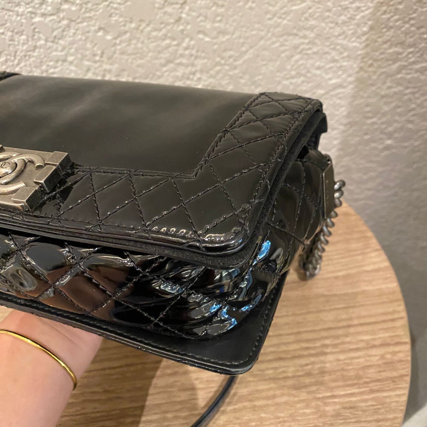 Chanel Boy Patent Leather Black #18 Size 25x7x15