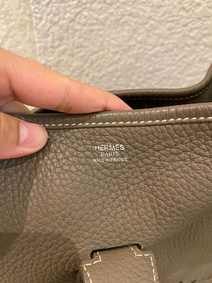 Hermes Evelyne TGM Clemence Etoupe PHW #N Size 40x10x38
