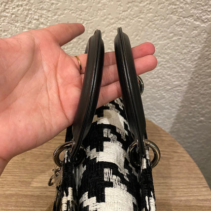 Dior Lady Dior D'joy Houndstooth Tweed Medium Black White SHW 2022 Size 26x5x14