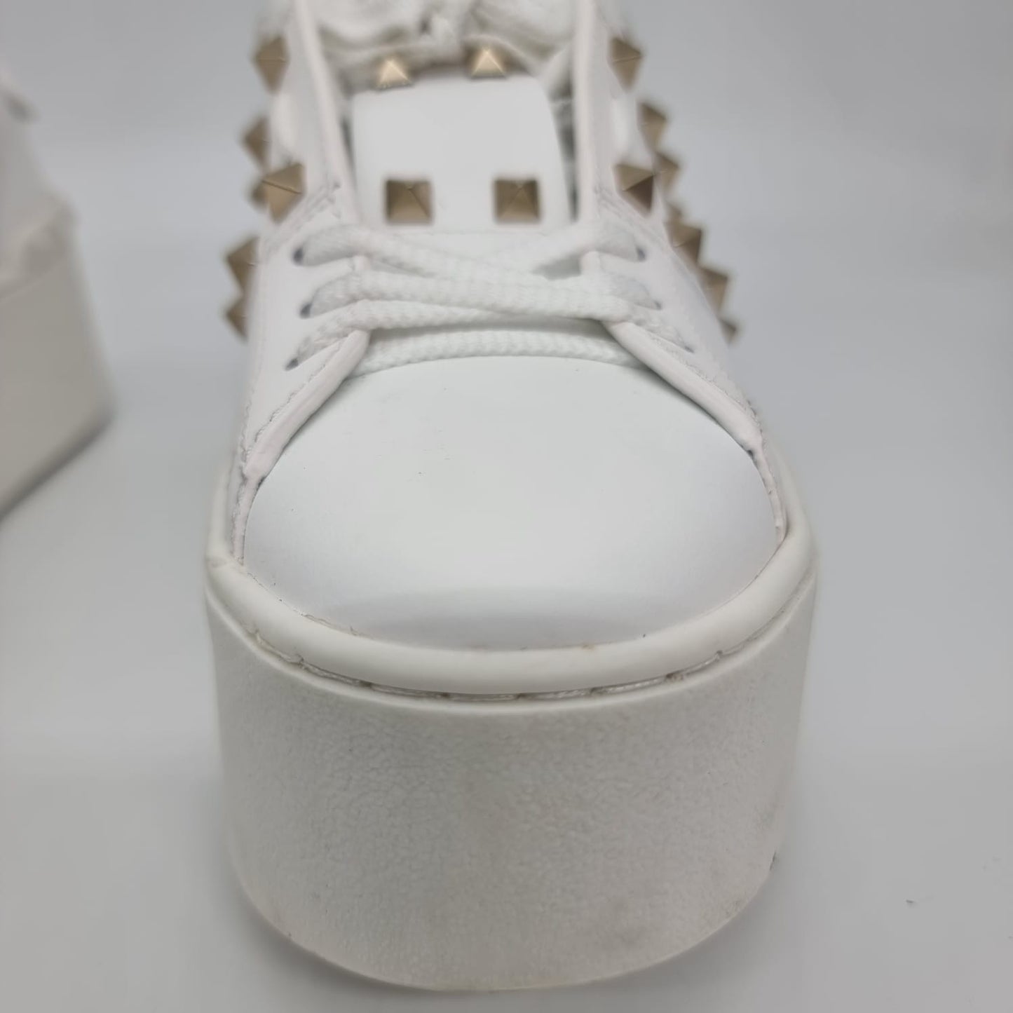 Valentino Sneakers Rockstud size 38 insole 24