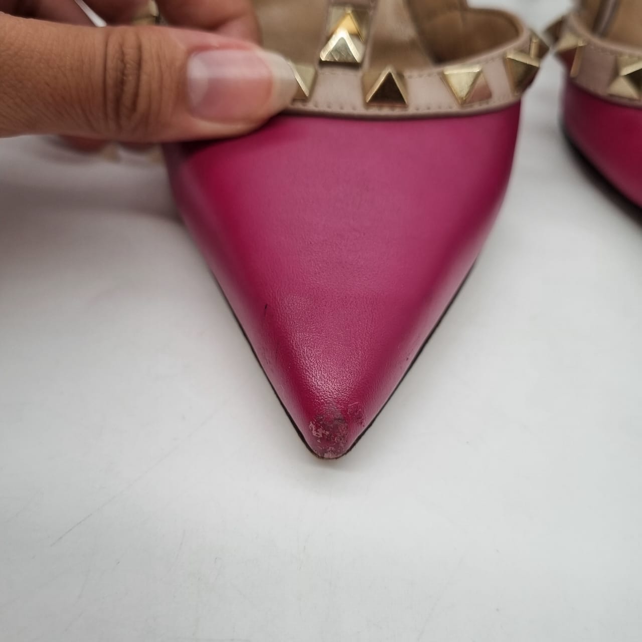 Valentino Garavani Rockstud Heels Maroon Size 35/23 dr ujung