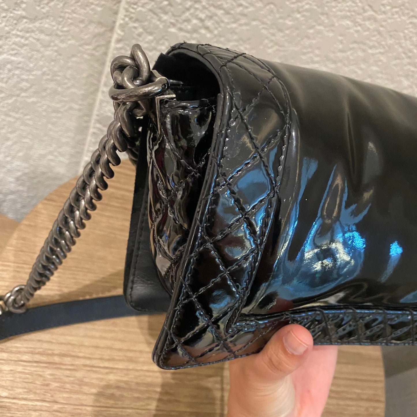 Chanel Boy Patent Leather Black #18 Size 25x7x15