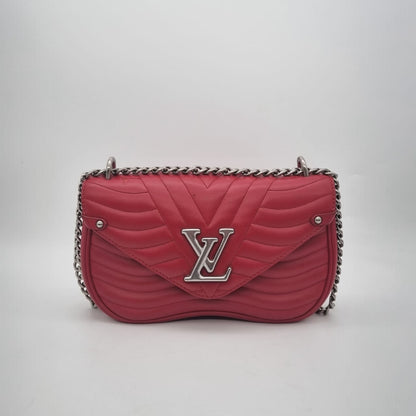 Louis Vuitton New Wave Chain Red 2018 Size 22x7x15