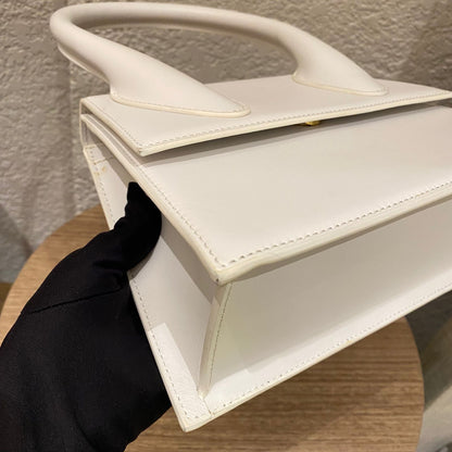 Jacquemus Le Grand Chiquito White Size 24x9x17