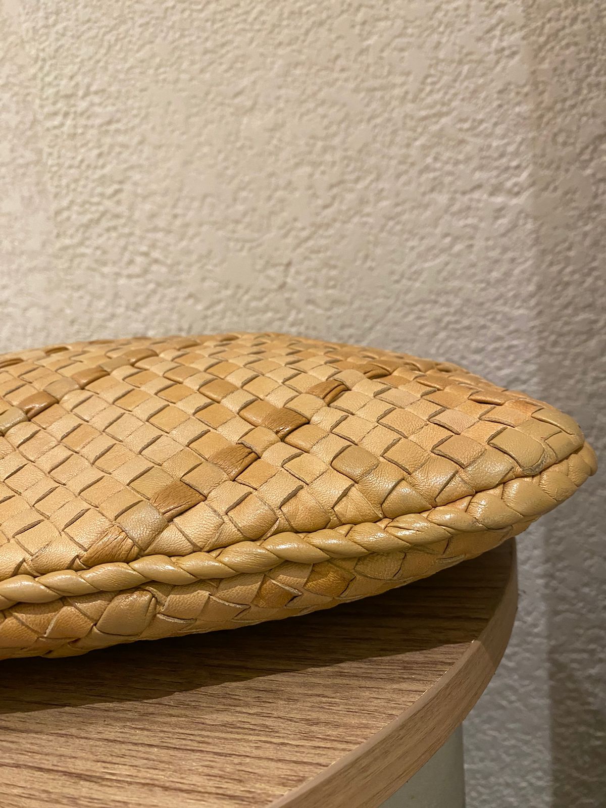 Bottega Veneta Hobo Medium Beige Size 45x30