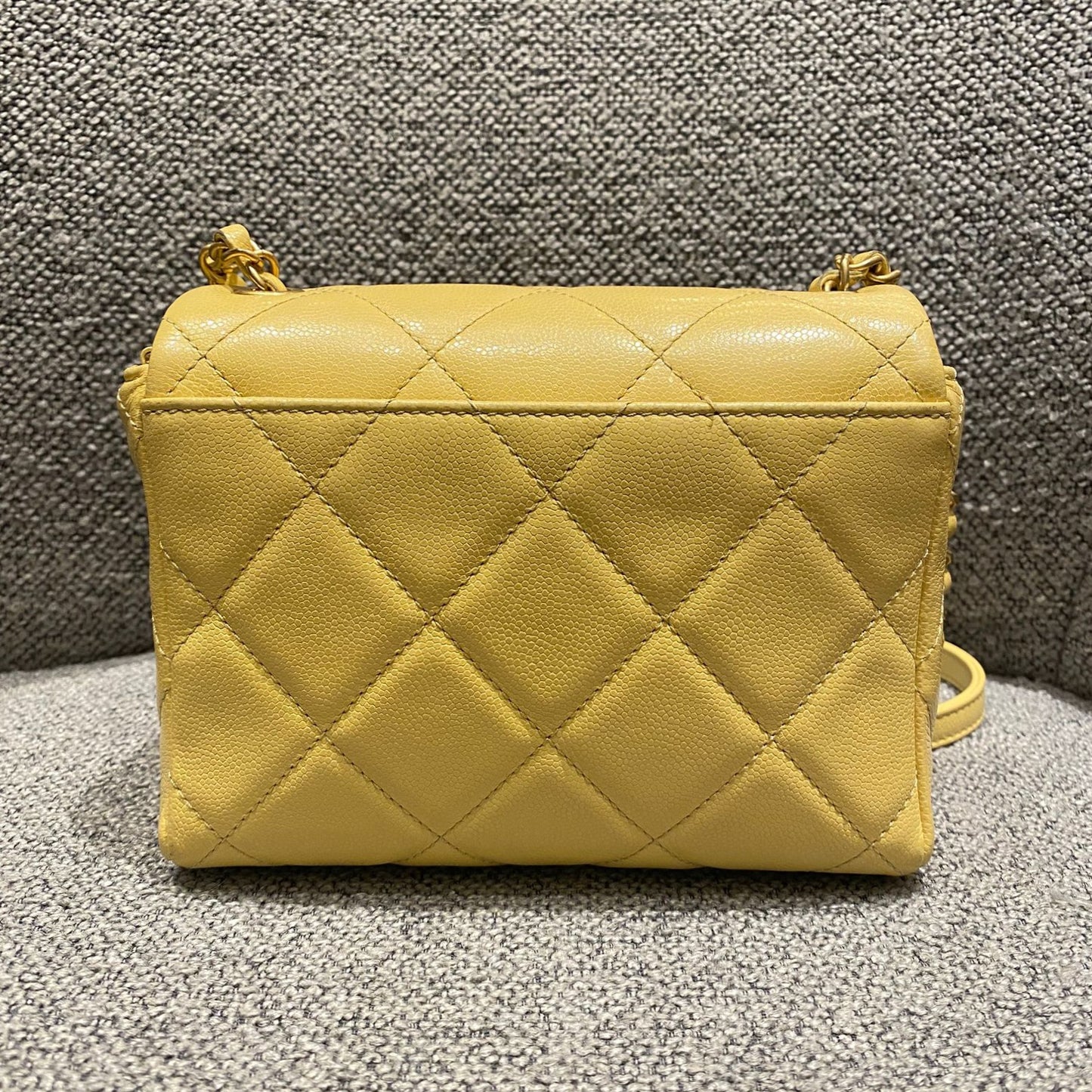 Chanel 22P Seasonal Square Mini In Light Yellow Caviar GHW CHIP Size 17x7x13