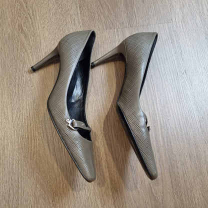 Bally Kitten Heels Etoupe Size 36,5/24