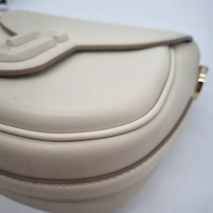 Marc Jacob The J Marc Small Saddle Bag Ivory Size 18x8x16