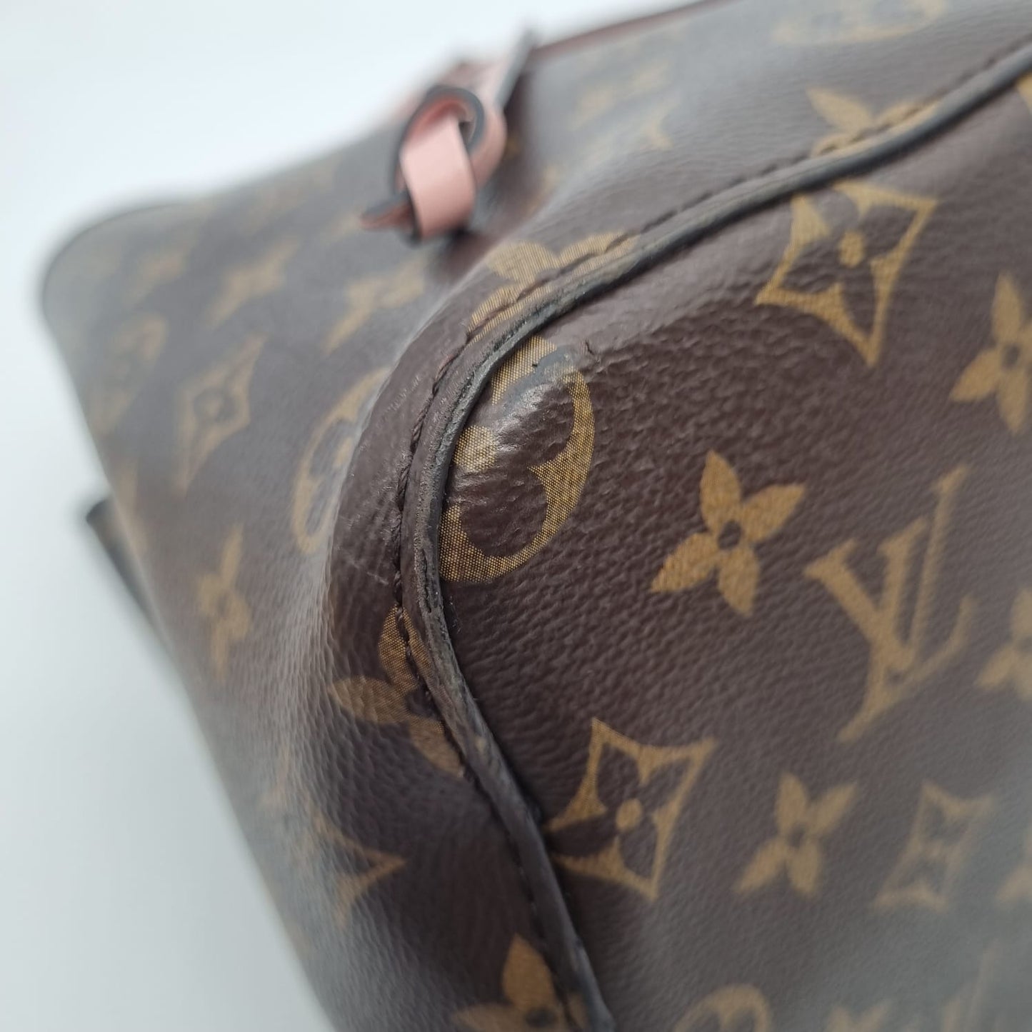 Louis Vuitton NeoNoe Monogram 2019 Size 26x17x26