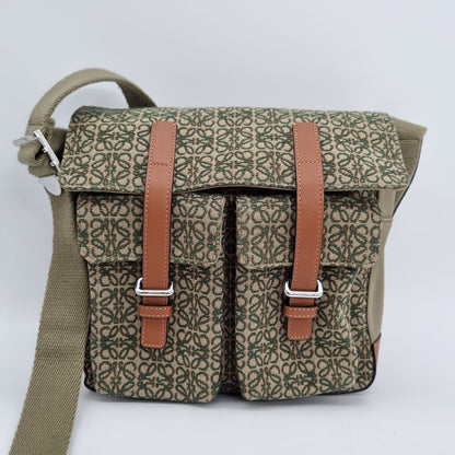Loewe Messenger Bag Logo Canvas Etoupe 2021 Size 26x8x23