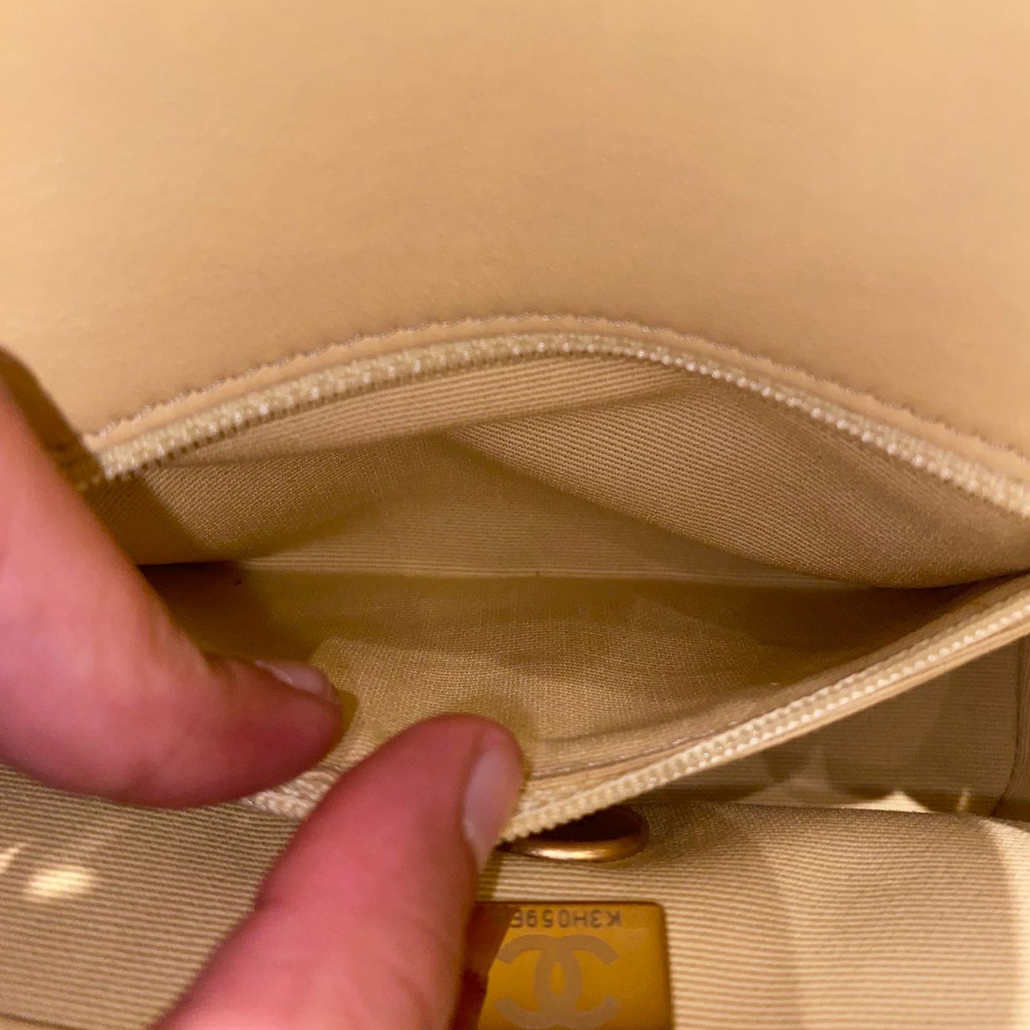 Chanel 22P Seasonal Square Mini In Light Yellow Caviar GHW CHIP Size 17x7x13