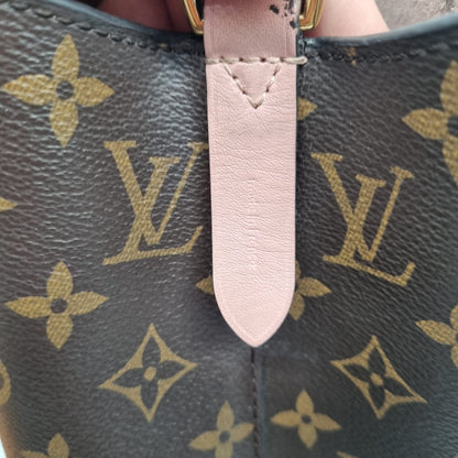 Louis Vuitton NeoNoe Monogram 2019 Size 26x17x26