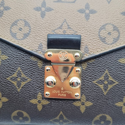 Louis Vuitton Metis Reverse Monogram 2017 Size 25x8x19