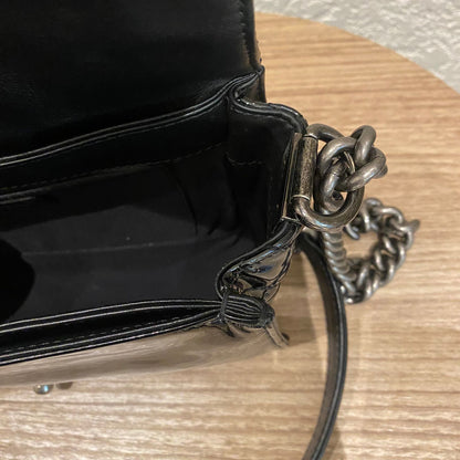 Chanel Boy Patent Leather Black #18 Size 25x7x15
