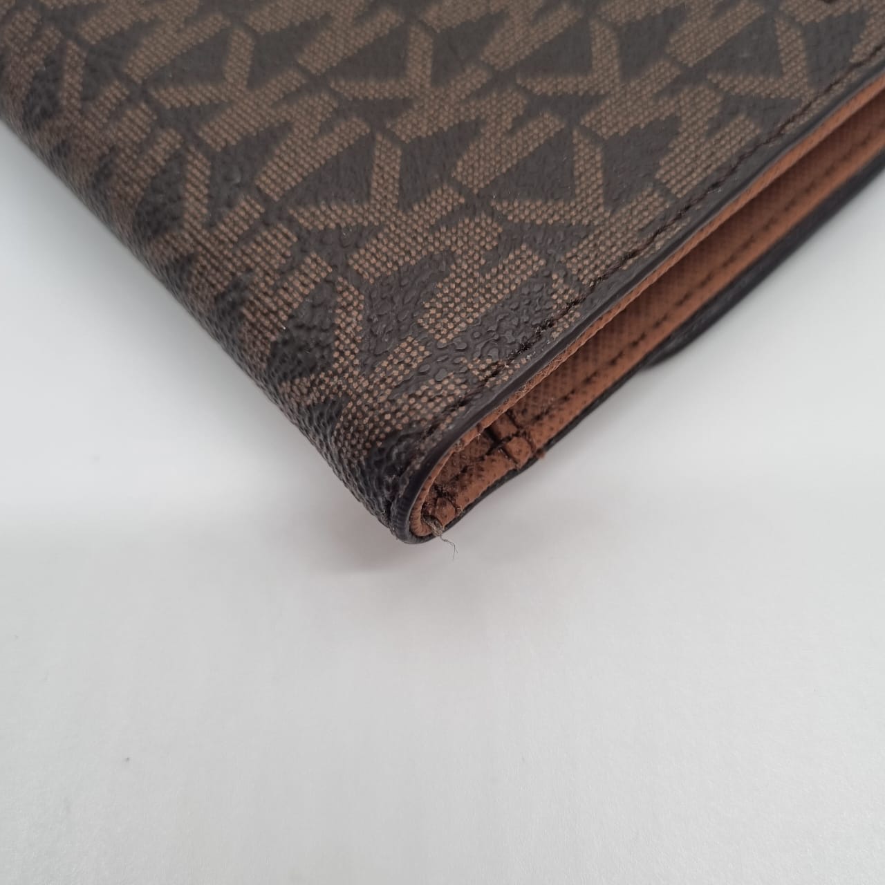 Michael Kors Jet Set Travel Trifold Wallet Brown Size 18x11