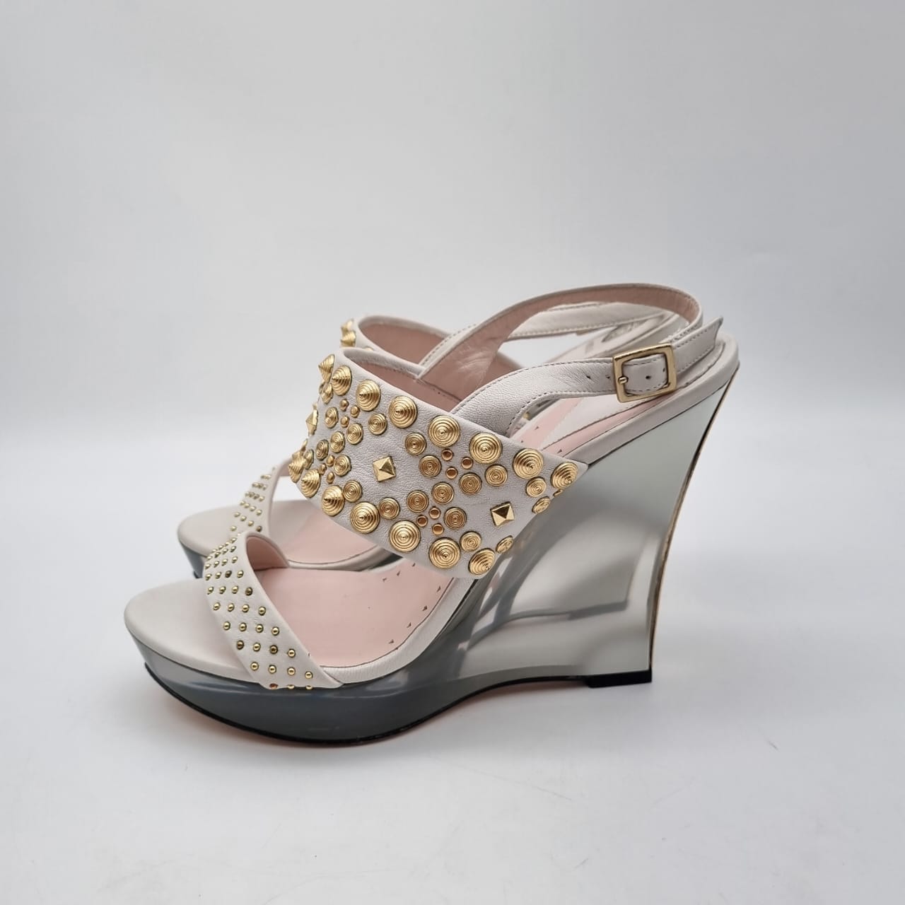 Versace Andalo Nappa Brochie Wedges Anci Oro Size 37/24