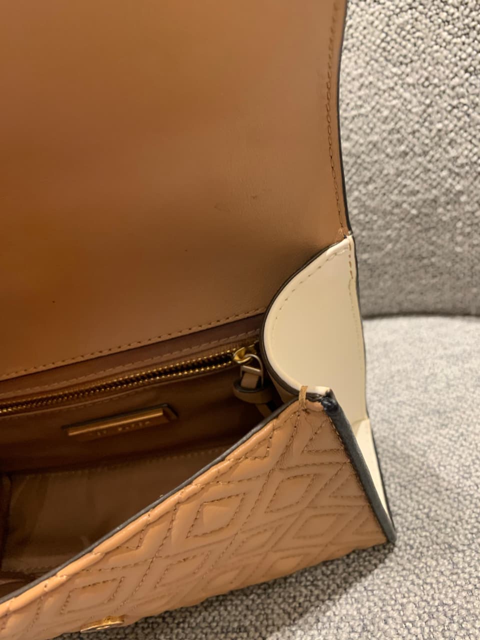 Tory Burch Fleming Convertible Black Brown Size 21x6x14