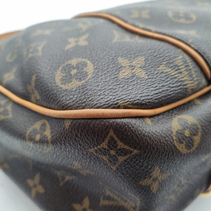 Louis Vuitton Galliera Monogram 2009 Size 37x11x29