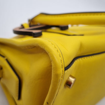 Aigner Etienne Crossbody Bag Yellow Size 24x12x17