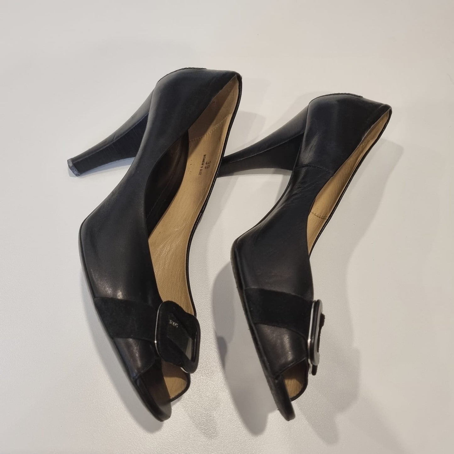 Tod's Leather Heels Black Size 39/25,5