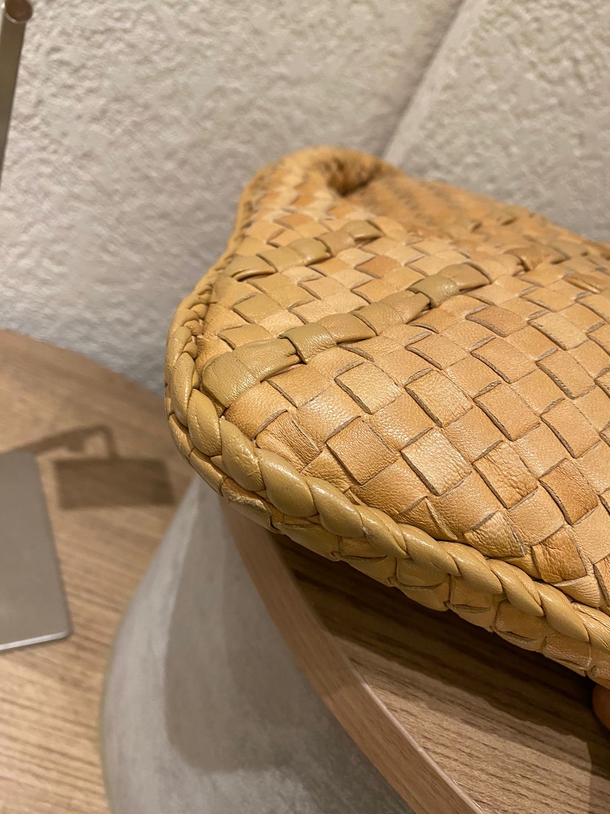 Bottega Veneta Hobo Medium Beige Size 45x30
