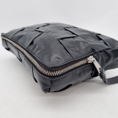 Bottega Veneta Intrecciato Travel Organizer Clutch Black Size 27x18