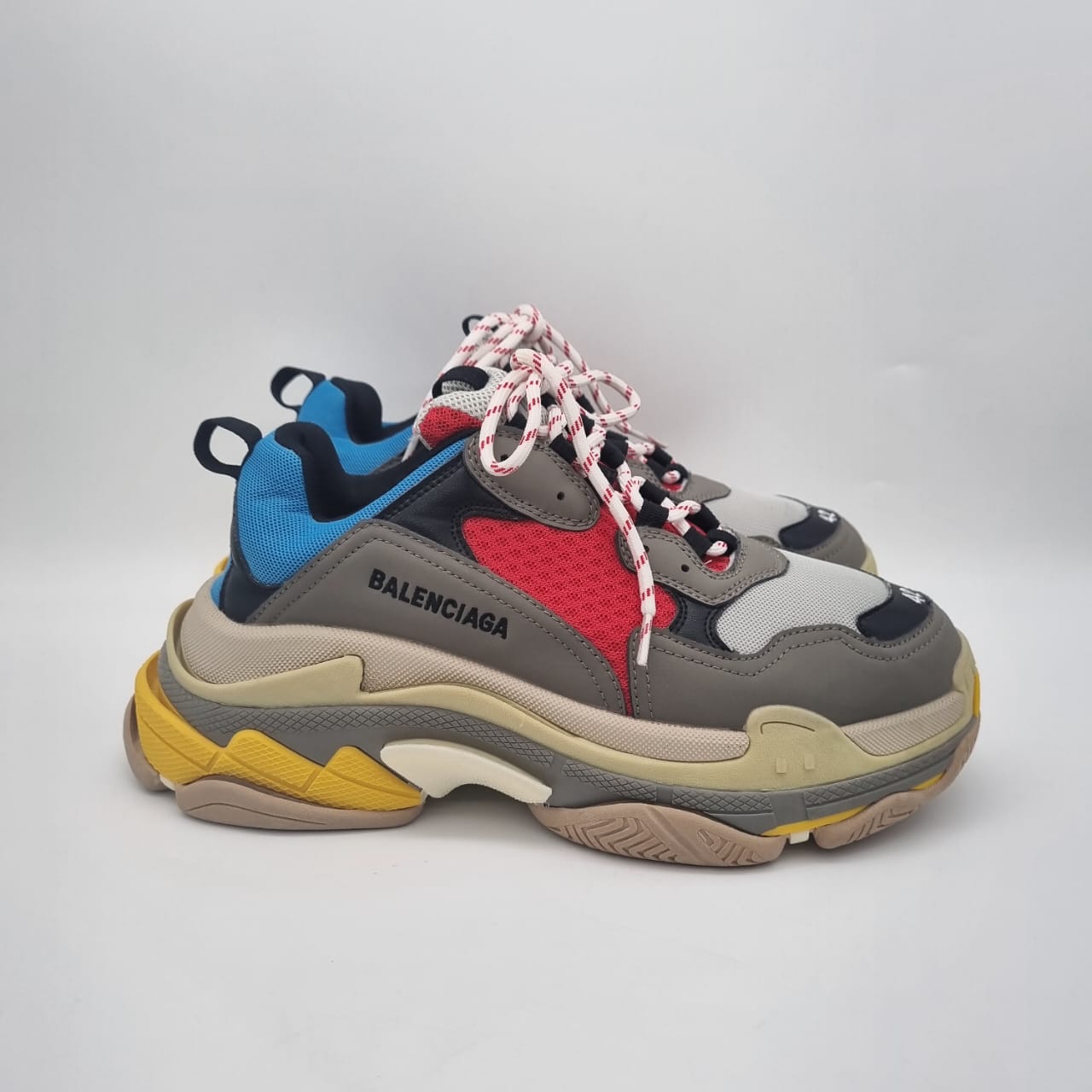 Balenciaga Triple S Snaeakers Multicolor Size 42/29