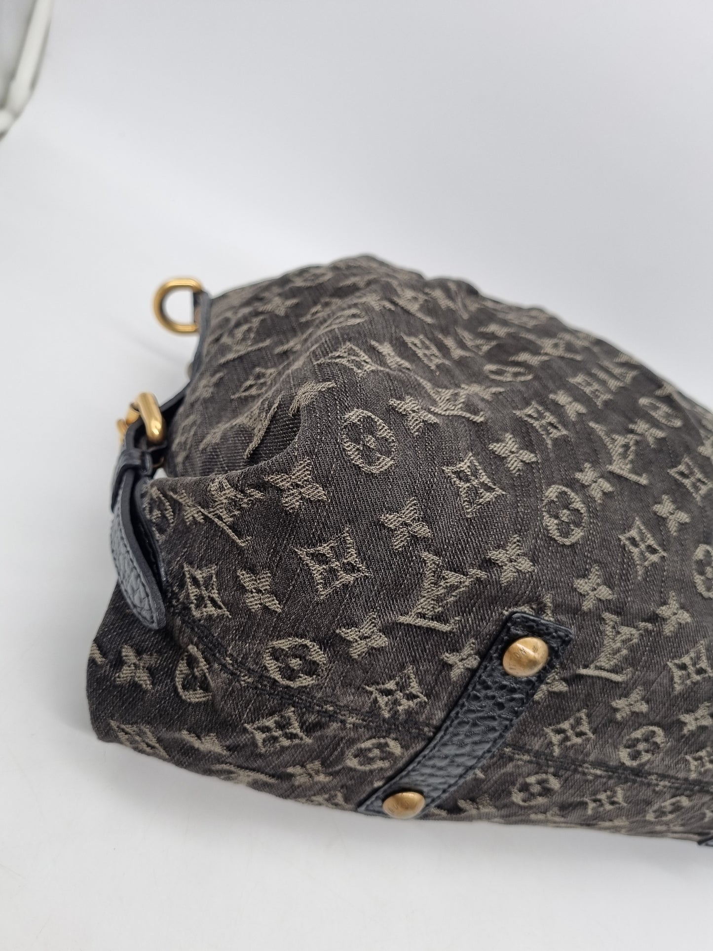 Louis Vuitton Neo Cabby Monogram Black Denim 2008 Size 44x11s35