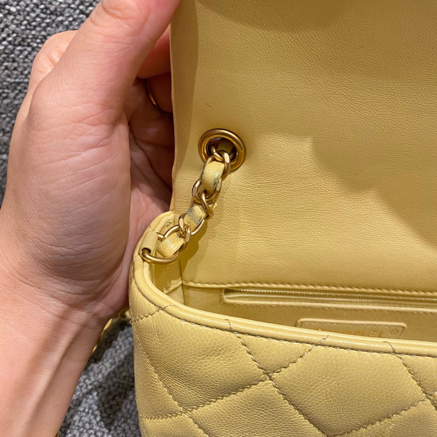 Chanel 22P Seasonal Square Mini In Light Yellow Caviar GHW CHIP Size 17x7x13