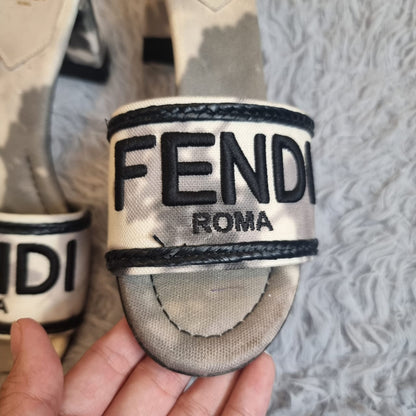 Fendi Signature Floral Motif Slide Sandals White Black Canvas Size 36/24