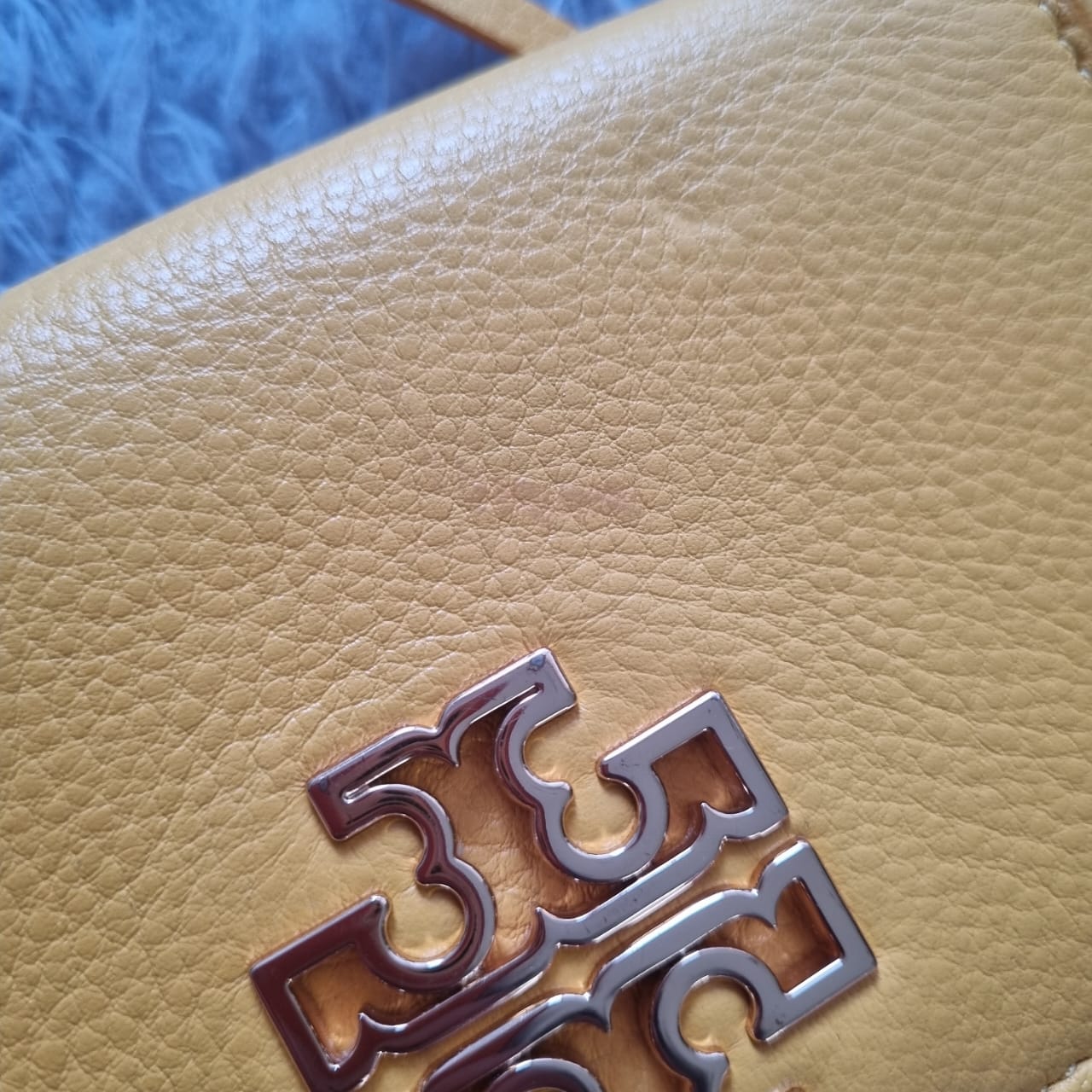 Tory Burch Britten Wallet Yellow Size 18x11