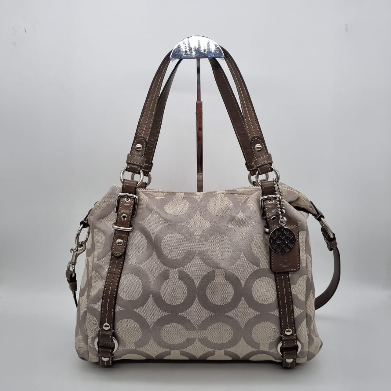 Coach Signature Canvas Shoulder Bag Grey Size 31x34