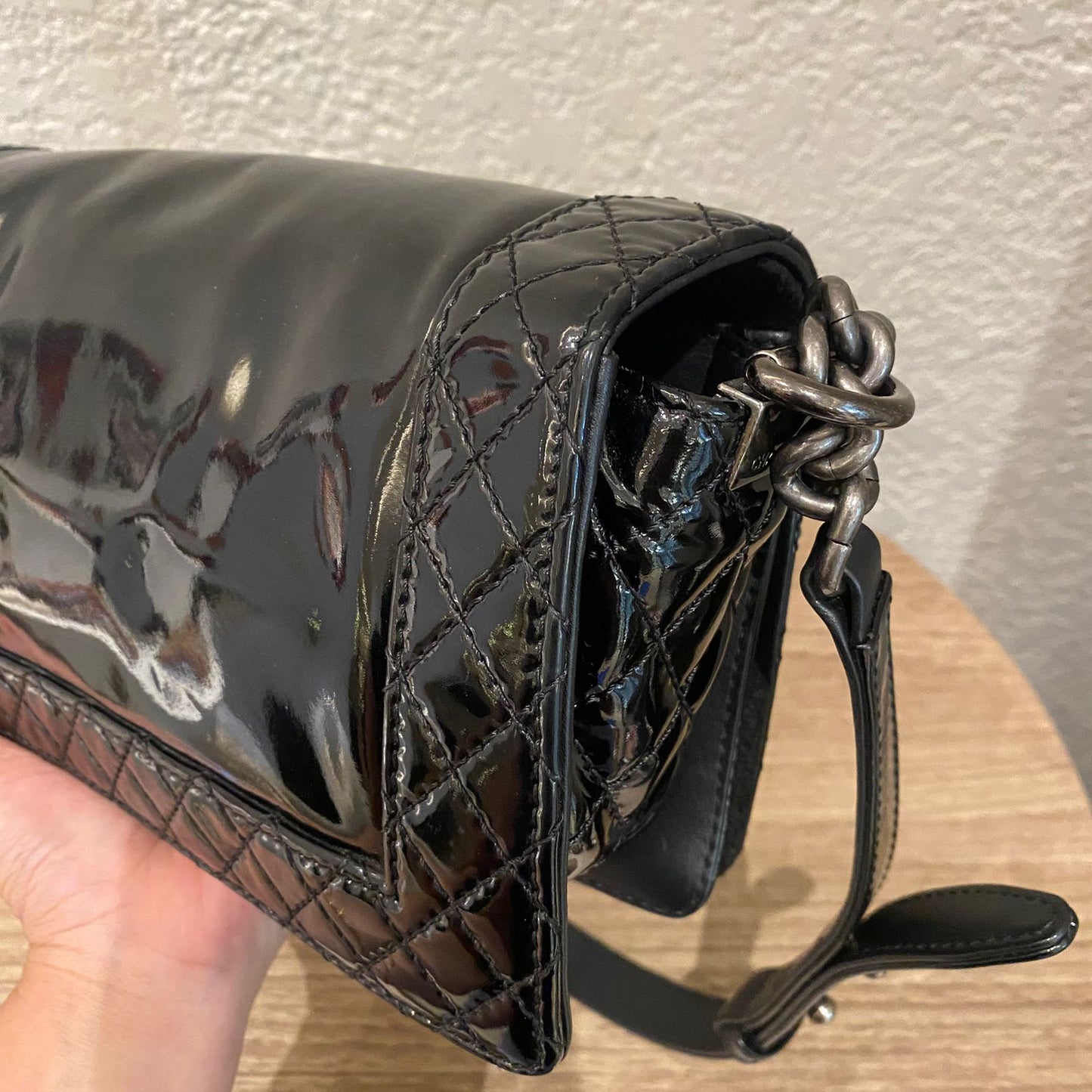 Chanel Boy Patent Leather Black #18 Size 25x7x15