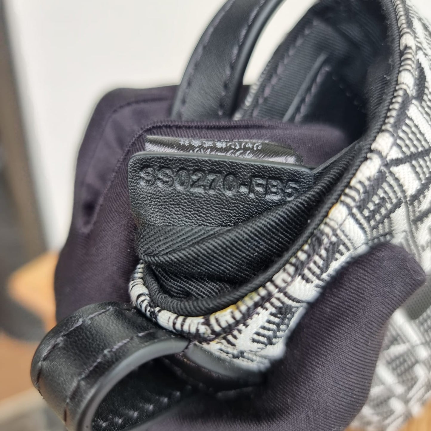 Kenzo Monogram Jacquard Phone Holder Black Size 9x16