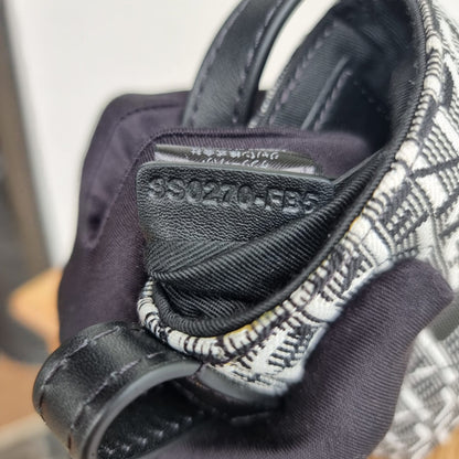 Kenzo Monogram Jacquard Phone Holder Black Size 9x16