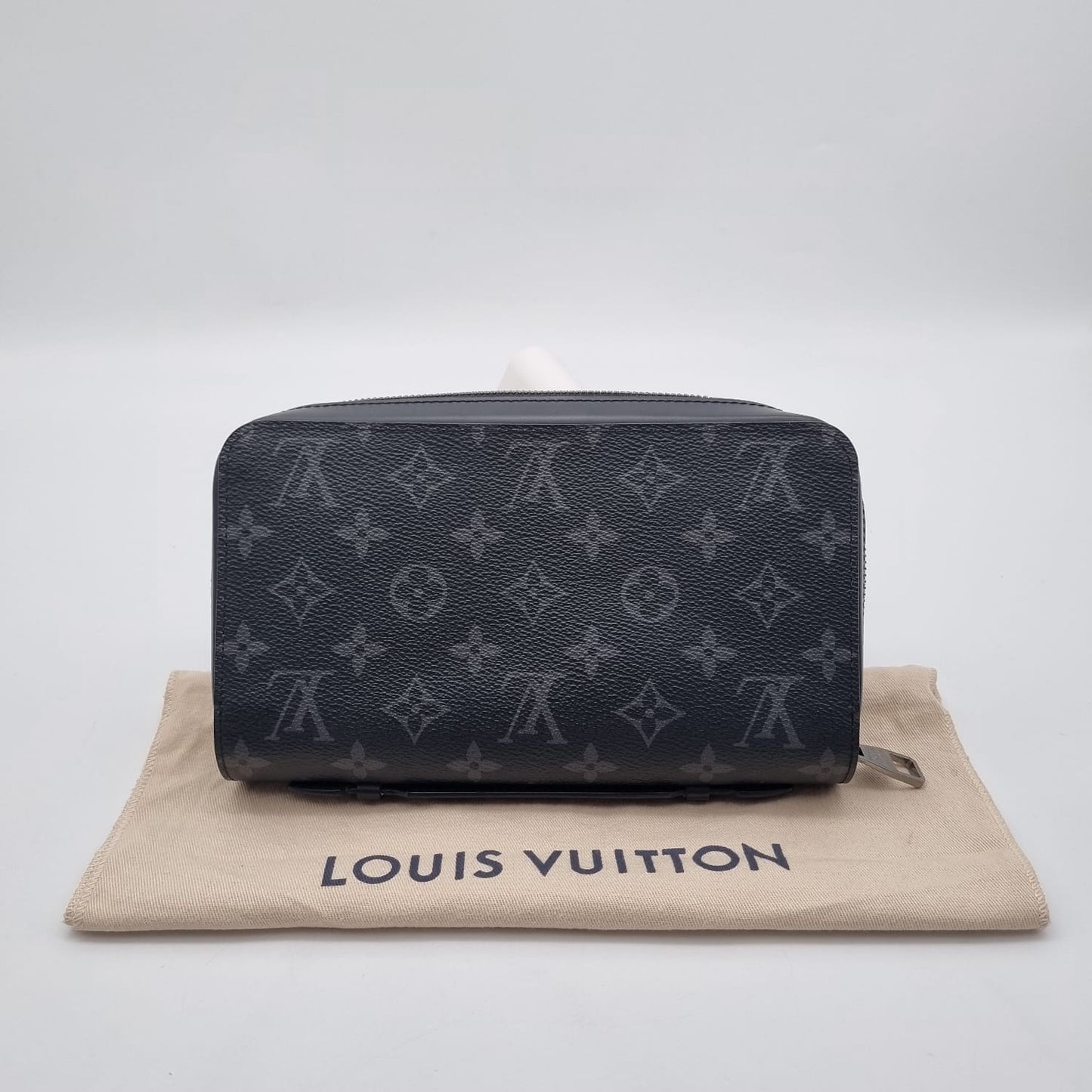 Louis Vuitton Monogram Eclipse Pochette Volga Black 2017 Size 23x14