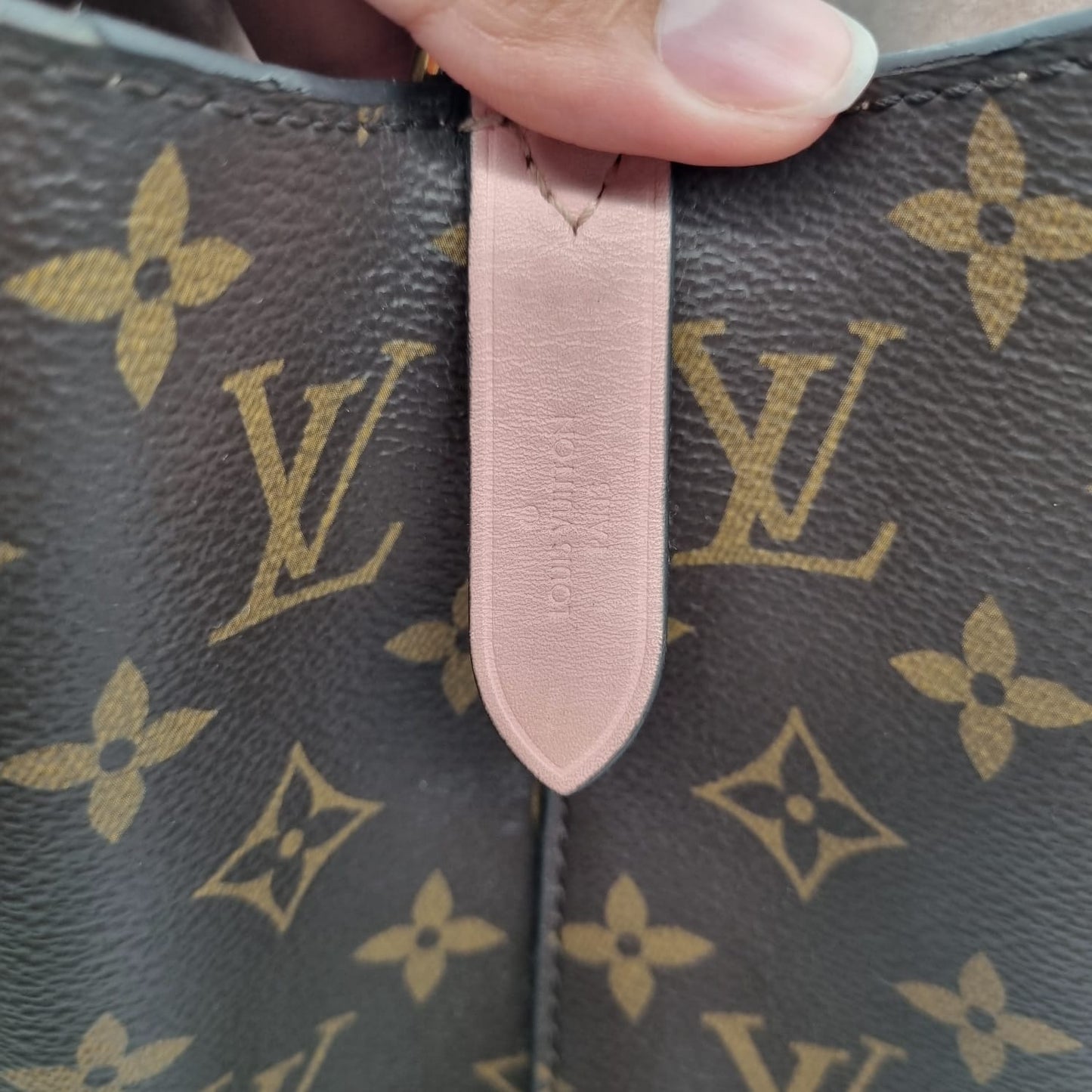 Louis Vuitton NeoNoe Monogram 2019 Size 26x17x26