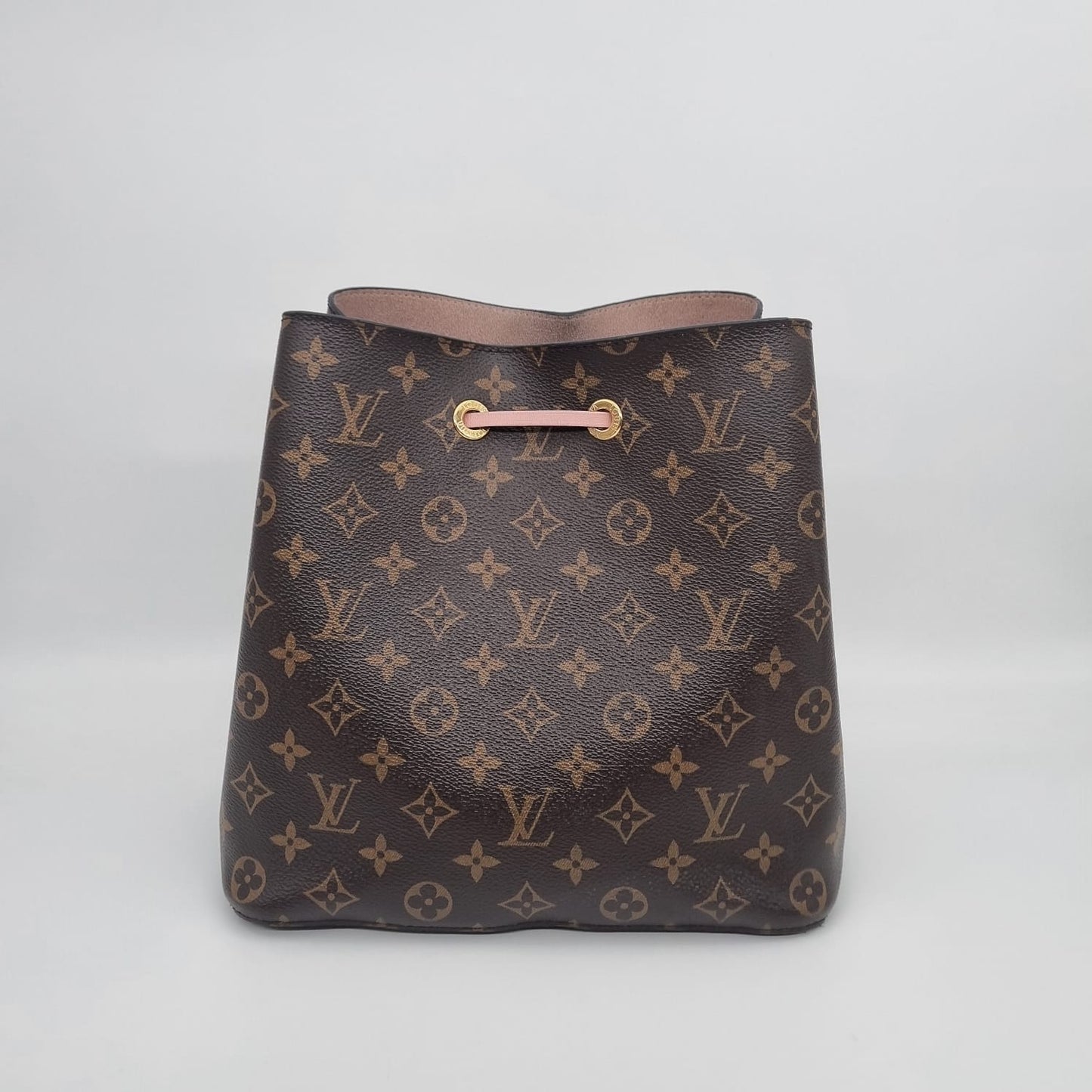 Louis Vuitton NeoNoe Monogram 2019 Size 26x17x26