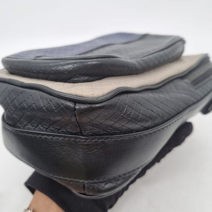 Bottega Veneta Front Pocket Crossbody Bag Multicolor Size 12x7x21