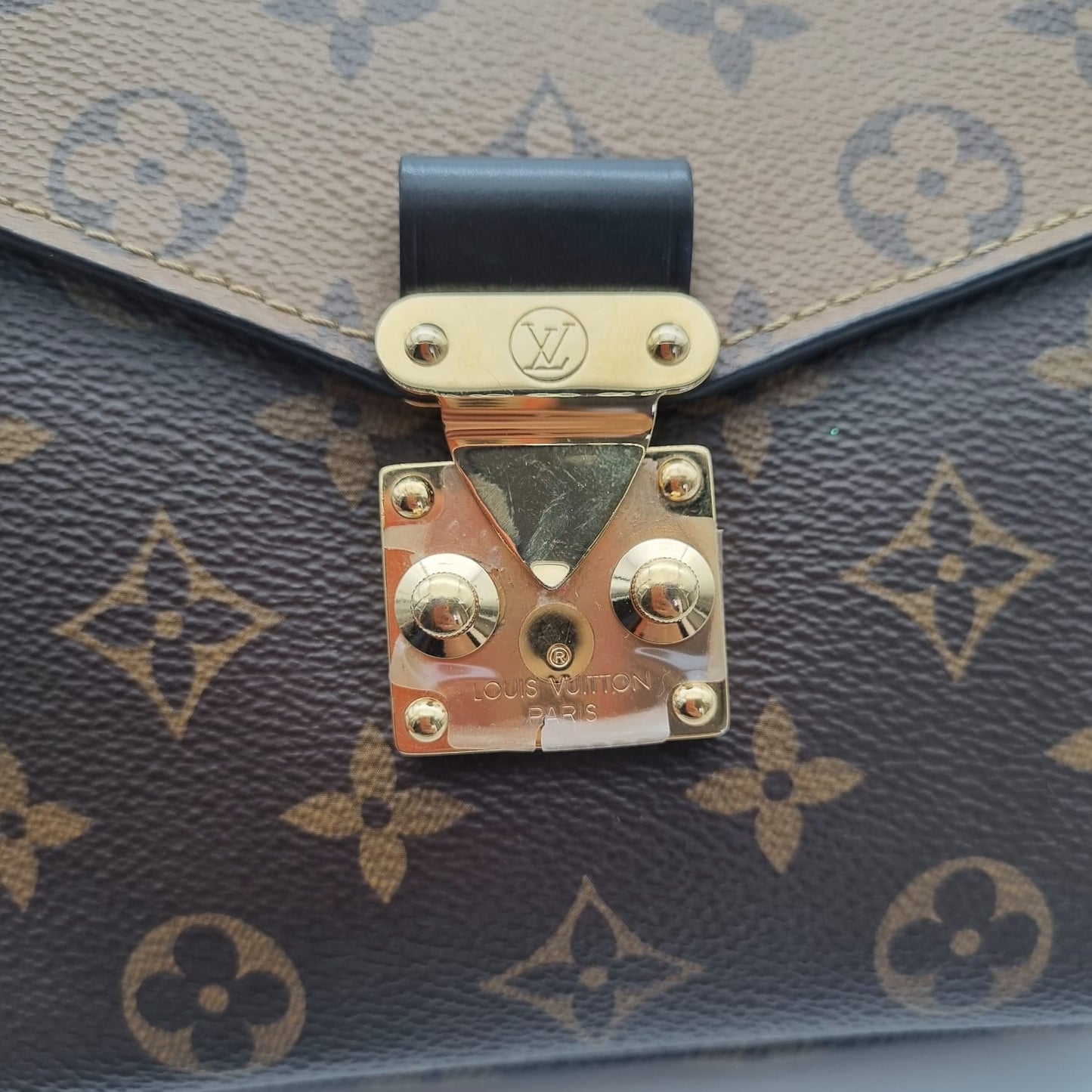 Louis Vuitton Metis Reverse Monogam 2019 Size 24x9x19