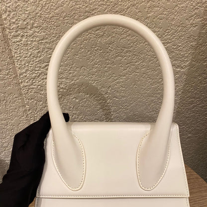 Jacquemus Le Grand Chiquito White Size 24x9x17