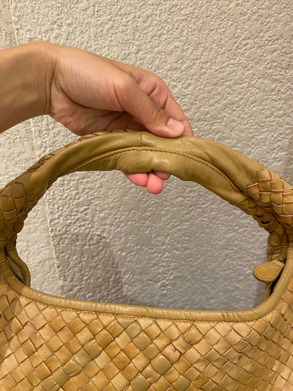 Bottega Veneta Hobo Medium Beige Size 45x30