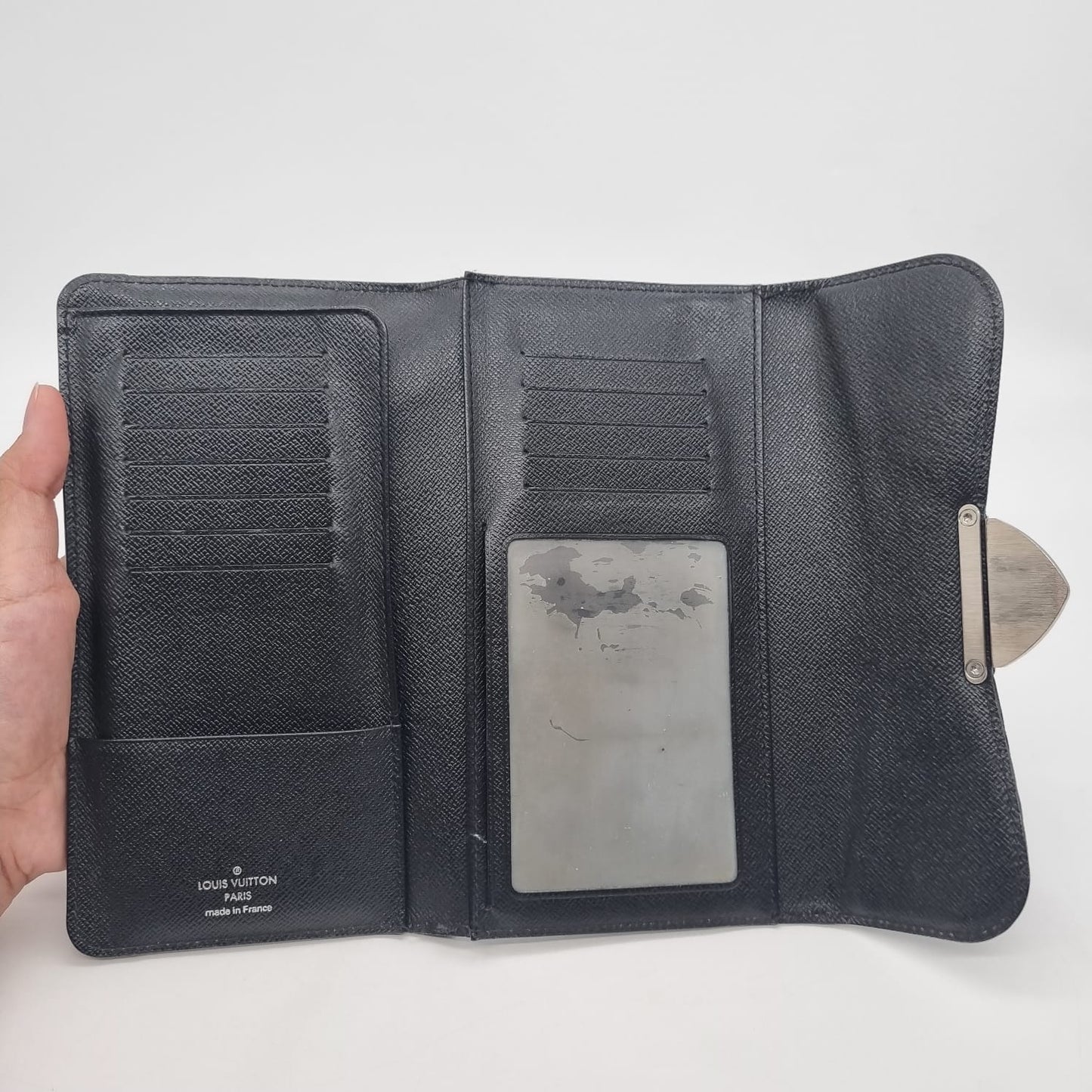 Louis Vuitton Eugine Wallet Epi Black 2008 Size 19x11