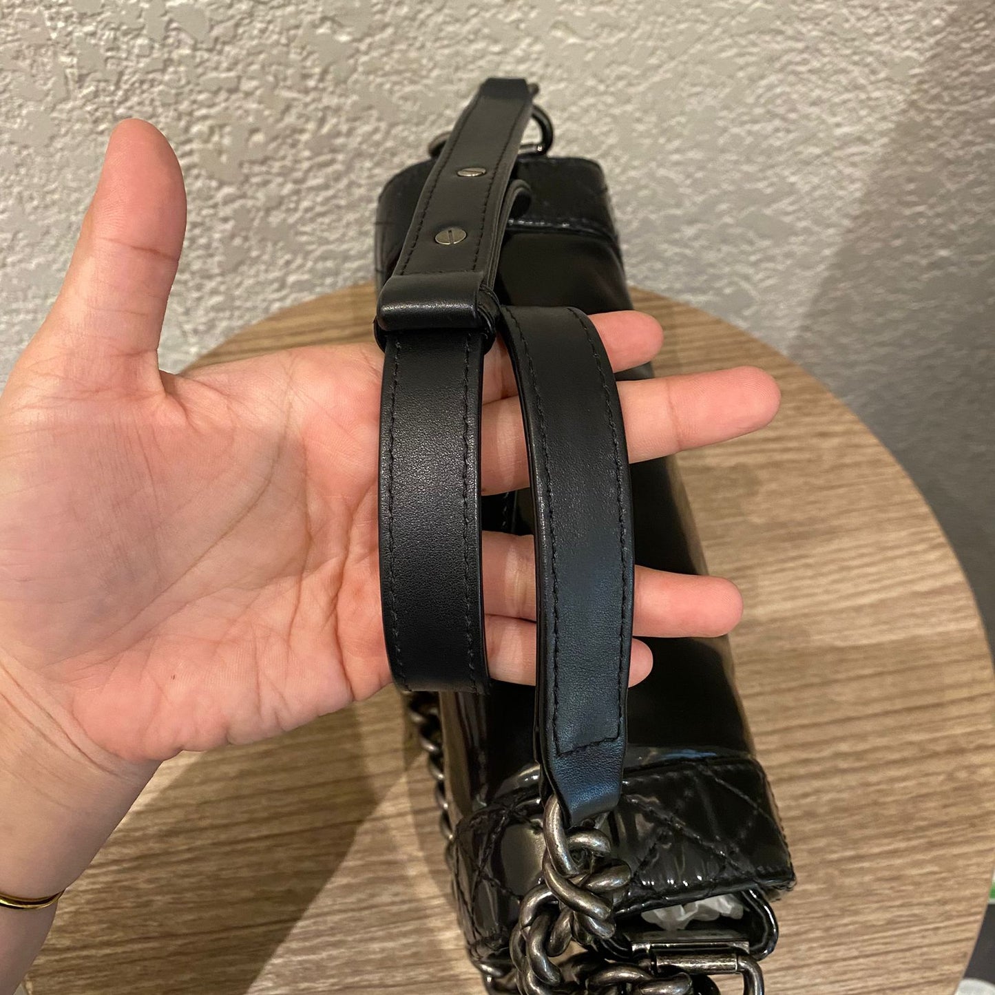 Chanel Boy Patent Leather Black #18 Size 25x7x15