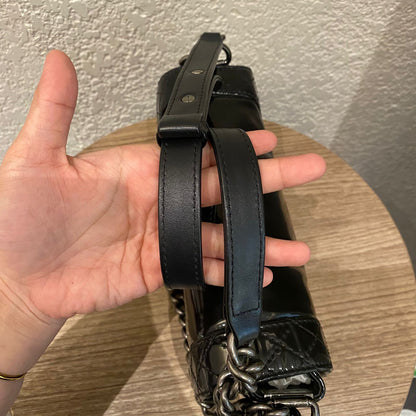 Chanel Boy Patent Leather Black #18 Size 25x7x15