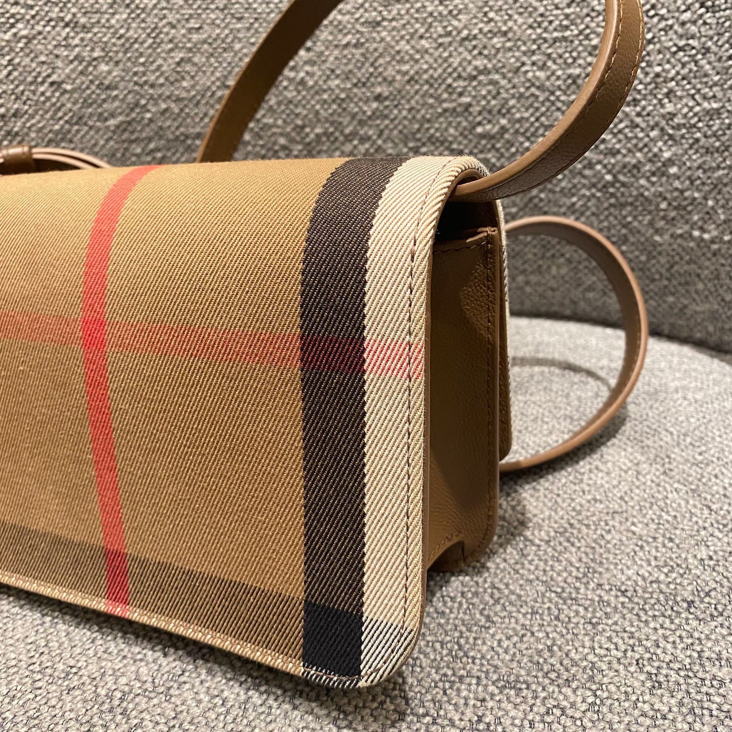 Burberry Madison Mx Crossbody Bag Size 19x7x13