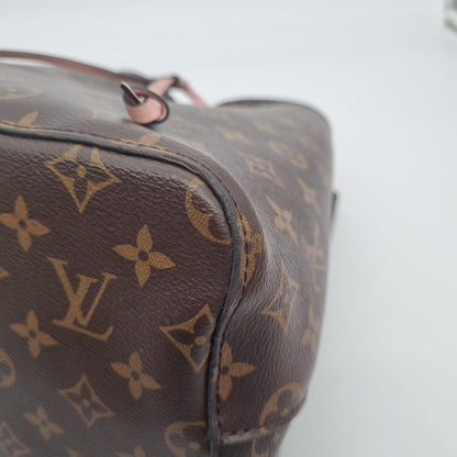 Louis Vuitton NeoNoe Monogram 2019 Size 26x17x26