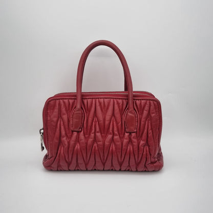 Miu Miu Logo Plaque Matelasse Red Leather Size 26x13x17