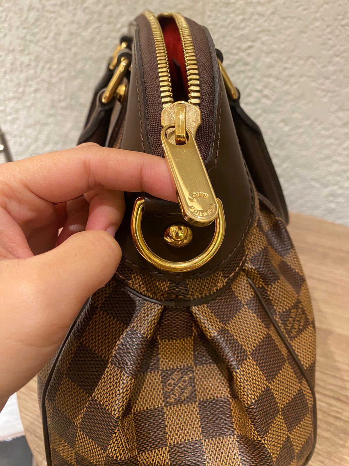Louis Vuitton Trevi PM Damier Ebene 2012 Size34x15x25